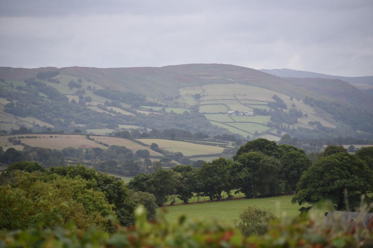 Hillside View Villa Rhayader Exterior photo